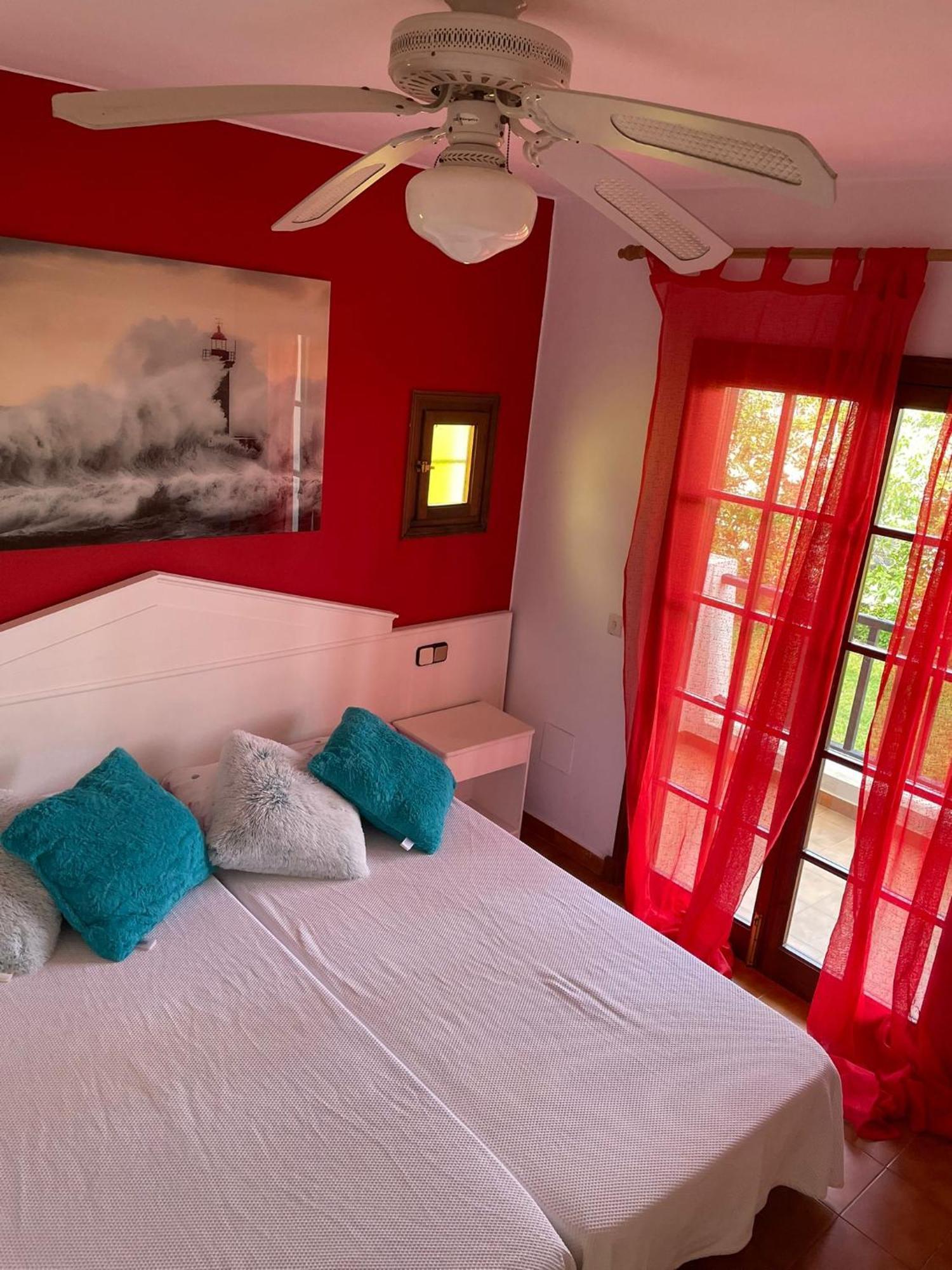 La Casa Del Tiburon Apartment Cala En Porter  Bilik gambar
